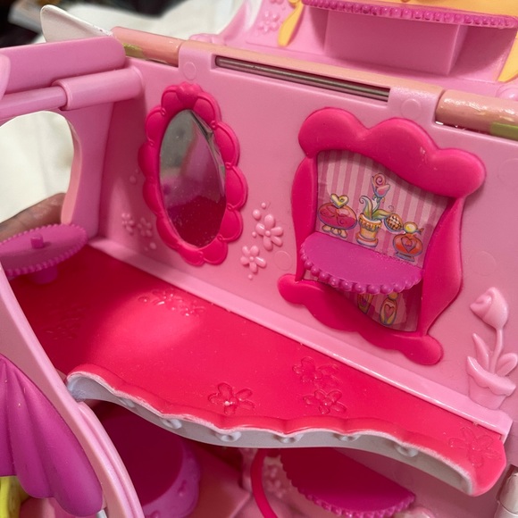 My Little Pony Fancy Fashions Boutique Ponyville - Picture 10 of 12